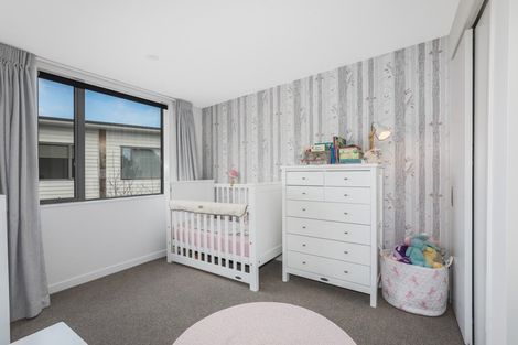Photo of property in 14/7u Handyside Street, Tawa, Wellington, 5028