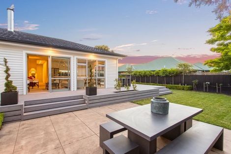 Photo of property in 32 Koromiko Street, Saint Martins, Christchurch, 8022