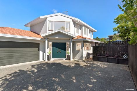 Photo of property in 1/64 Hogans Road, Glenfield, Auckland, 0629