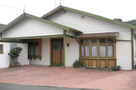 Photo of property in 60 Onepu Road, Kilbirnie, Wellington, 6022