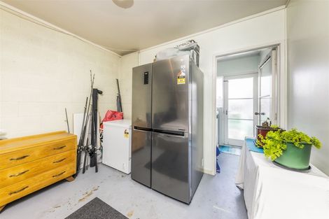 Photo of property in 1/11 Queen Street, Papakura, 2110