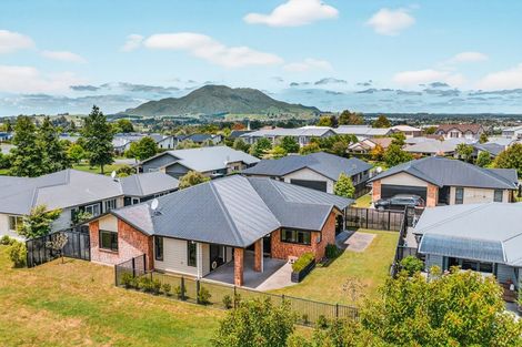 Photo of property in 13 Maison Way, Rangatira Park, Taupo, 3330