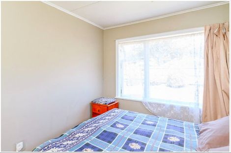 Photo of property in 78 Wainuiomata Road, Wainuiomata, Lower Hutt, 5014