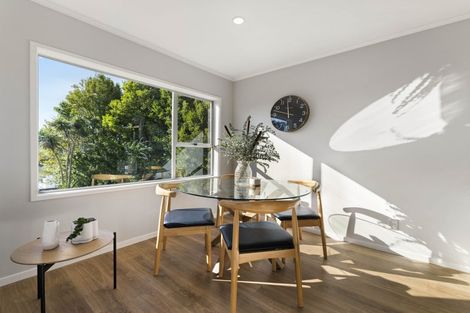 Photo of property in 11 Redwood Drive, Massey, Auckland, 0614
