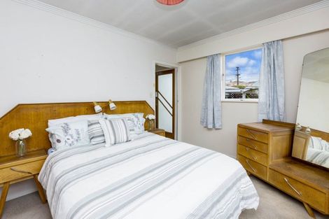 Photo of property in 32f2- Islington Street, Trentham, Upper Hutt, 5018