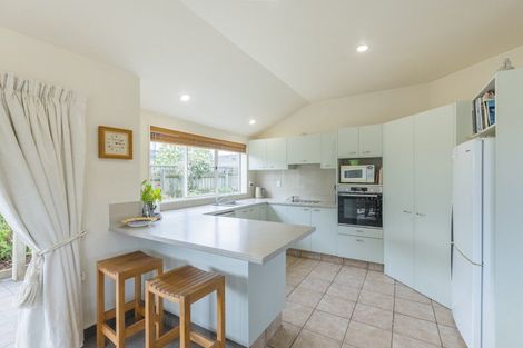 Photo of property in 100 Michael Road, Paraparaumu Beach, Paraparaumu, 5032