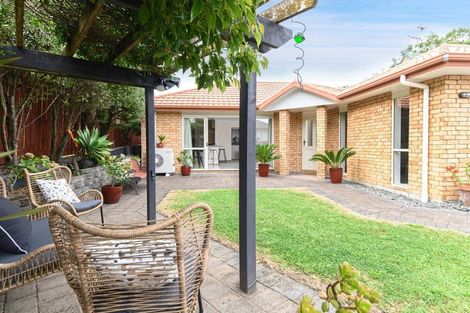 Photo of property in 56a Vodanovich Road, Te Atatu South, Auckland, 0610