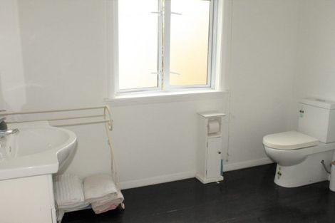 Photo of property in 156 Queen Street, Westport, 7825