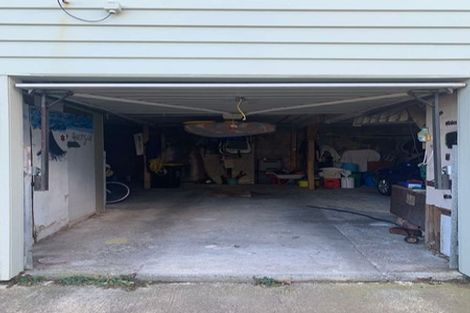 Photo of property in 304 The Esplanade, Island Bay, Wellington, 6023