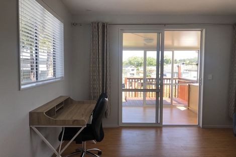 Photo of property in 29 Parker Avenue, New Lynn, Auckland, 0600