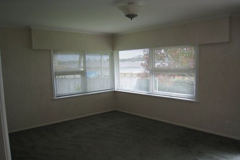 Photo of property in 1/14a Fenwick Avenue, Milford, Auckland, 0620