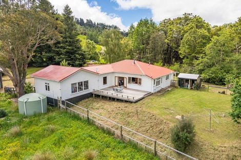 Photo of property in 423 Katherine Mansfield Drive, Blue Mountains, Upper Hutt, 5371