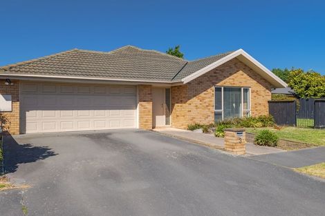 Photo of property in 3 Burbank Drive, Aidanfield, Christchurch, 8025