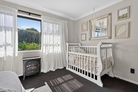 Photo of property in 3 Bickerstaffe Road, Maungaturoto, 0520