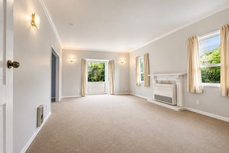 Photo of property in 43 Amapur Drive, Khandallah, Wellington, 6035