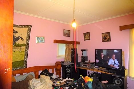 Photo of property in 23 Johnston Street, Foxton, 4814