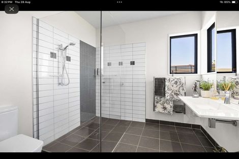 Photo of property in 25 Highgrove, Saint Clair, Dunedin, 9012