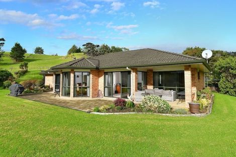 Photo of property in 764 Inland Road, Helensville, 0875