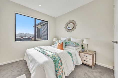 Photo of property in 4 Wheki Place, Swanson, 0614