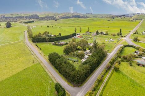 Photo of property in 16 Swamp Road, Ongaonga, Waipawa, 4272