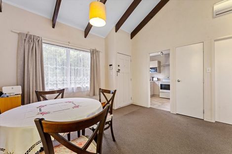 Photo of property in 1/1 Gatman Street, Birkdale, Auckland, 0626