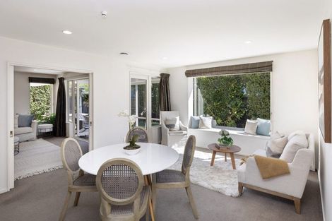 Photo of property in 2/37 Avonhead Road, Avonhead, Christchurch, 8042