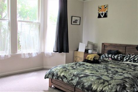 Photo of property in 180-182 Ohiro Road, Brooklyn, Wellington, 6021