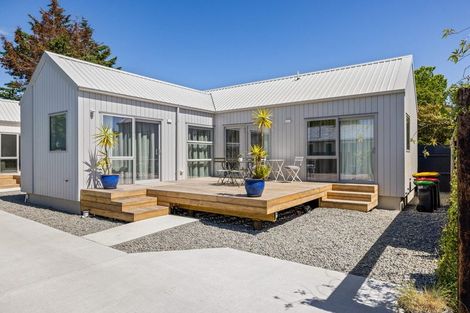 Photo of property in 2/273 Westminster Street, Mairehau, Christchurch, 8013