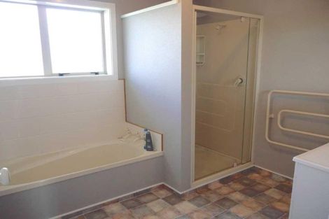 Photo of property in 156 King Road, Inglewood, 4386