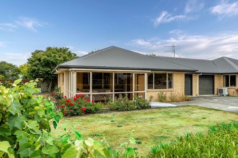 Photo of property in 70 Cardale Street, Darfield, 7510