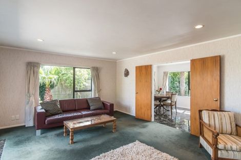 Photo of property in 11 Hurworth Grove, Waikanae, 5036