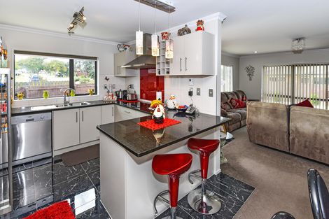 Photo of property in 19 Reremanu Place, Weymouth, Auckland, 2103