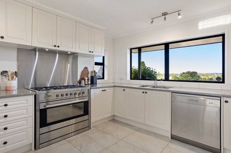 Photo of property in 5 Stirling Place, Dinsdale, Hamilton, 3204