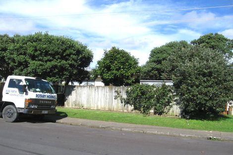 Photo of property in 2/9 Richard Avenue, Bucklands Beach, Auckland, 2014