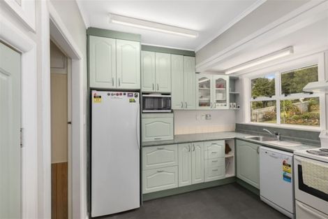 Photo of property in 30 Main Road, Wainuiomata, Lower Hutt, 5014