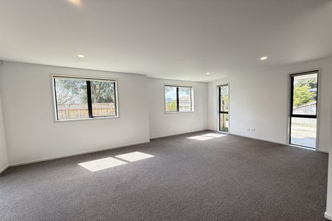 Photo of property in 8a Riverlea Avenue, Pakuranga, Auckland, 2010