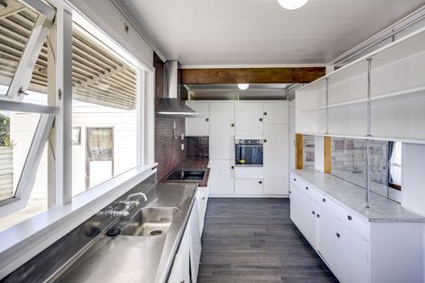 Photo of property in 24 Windsor Terrace, Taradale, Napier, 4112