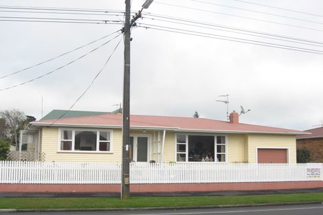 Photo of property in 294 Carrington Street, Vogeltown, New Plymouth, 4310