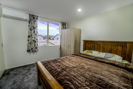 Photo of property in 16 Reins Road, Takanini, 2112