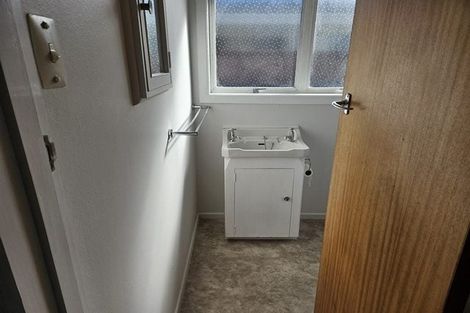 Photo of property in 1/170 Ruahine Street, Roslyn, Palmerston North, 4414