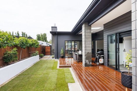 Photo of property in 35 Freedom Drive, Kelvin Grove, Palmerston North, 4414