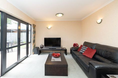 Photo of property in 15 Fendalton Drive, Rototuna, Hamilton, 3210