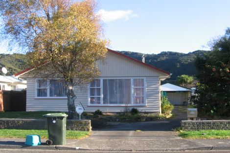 Photo of property in 1/55 Karamu Crescent, Wainuiomata, Lower Hutt, 5014
