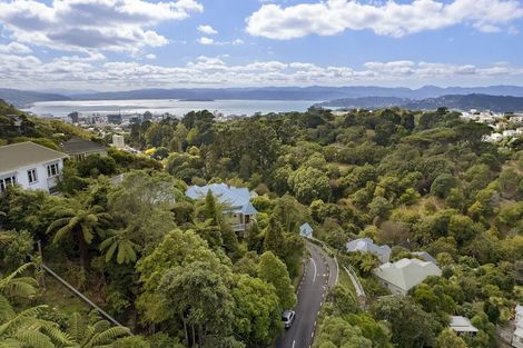 Photo of property in 29 Garden Road, Northland, Wellington, 6012