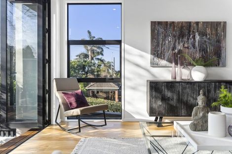 Photo of property in 16a Killarney Street, Takapuna, 0622