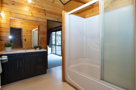 Photo of property in 136 Dinsdale Road, Dinsdale, Hamilton, 3204