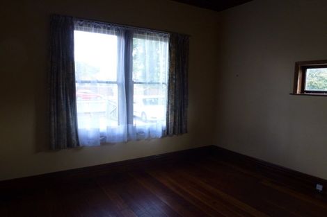 Photo of property in 503 Featherston Street, Roslyn, Palmerston North, 4414
