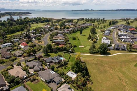 Photo of property in 38 Links View Drive, Omokoroa, 3114