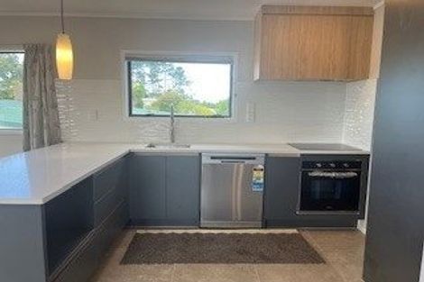 Photo of property in 40c/1 West Coast Road, Glen Eden, Auckland, 0602