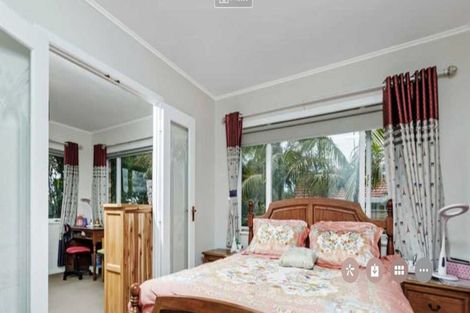 Photo of property in 1/42 East Coast Road, Milford, Auckland, 0620